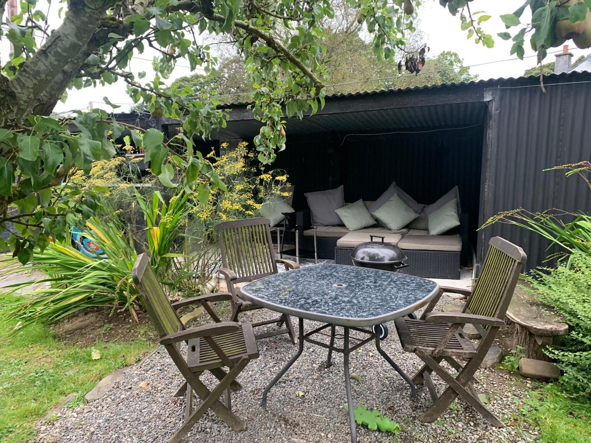 Stunning 2-Bed Cabin In Nantglyn Denbigh Extérieur photo