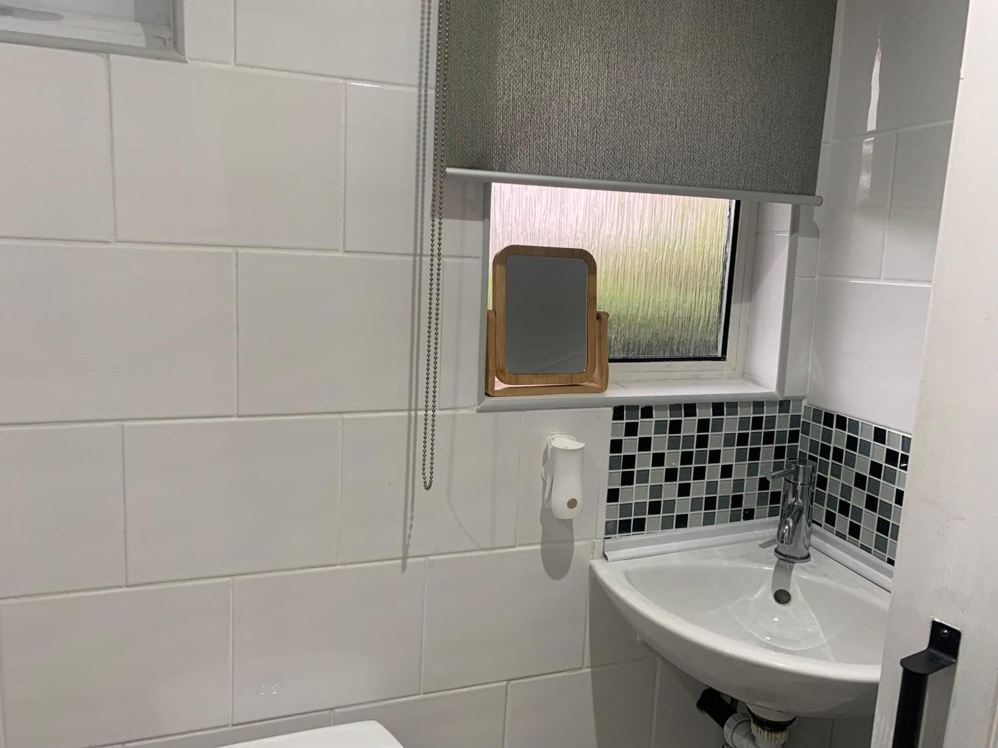 Stunning 2-Bed Cabin In Nantglyn Denbigh Extérieur photo