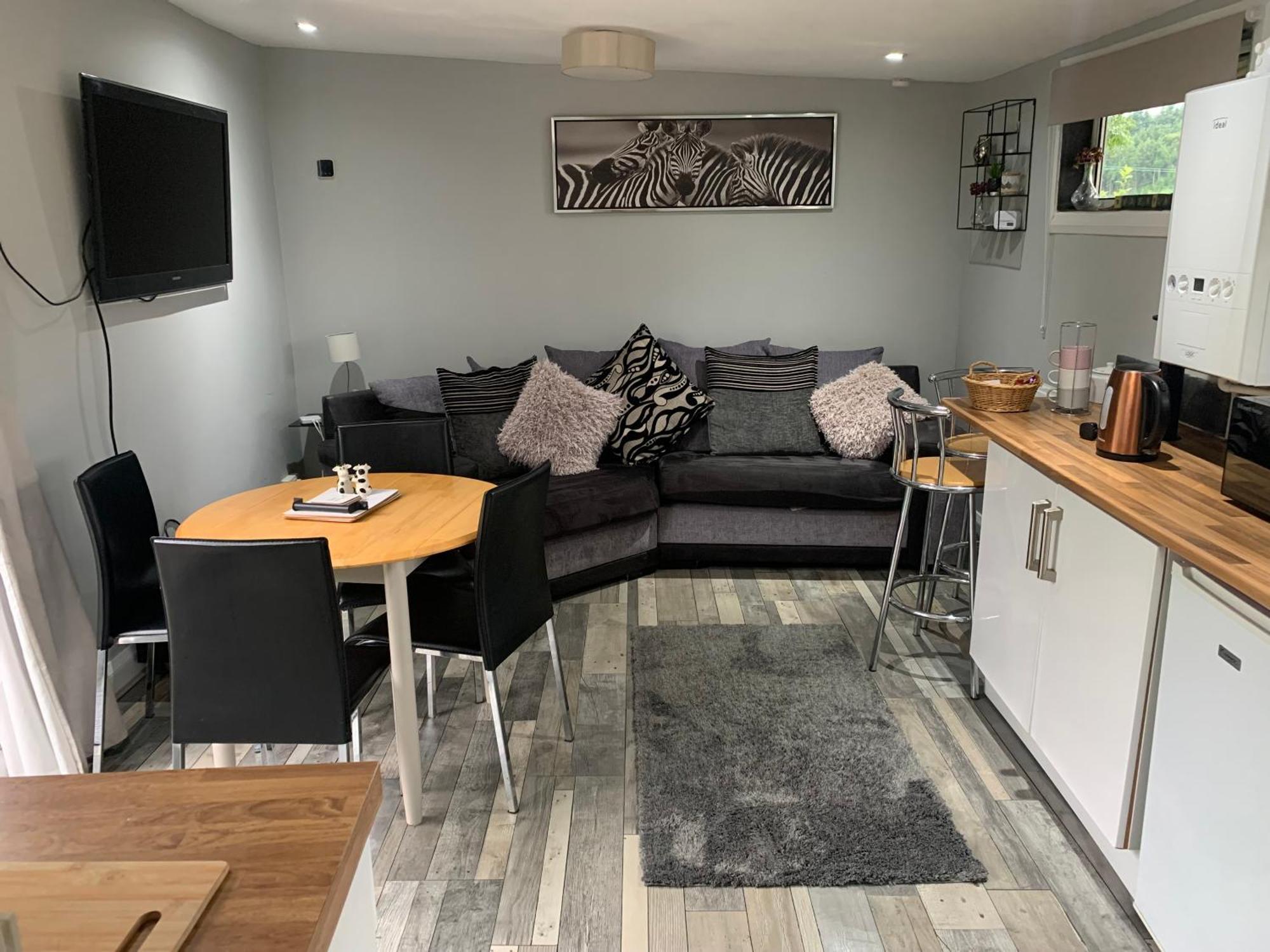 Stunning 2-Bed Cabin In Nantglyn Denbigh Extérieur photo