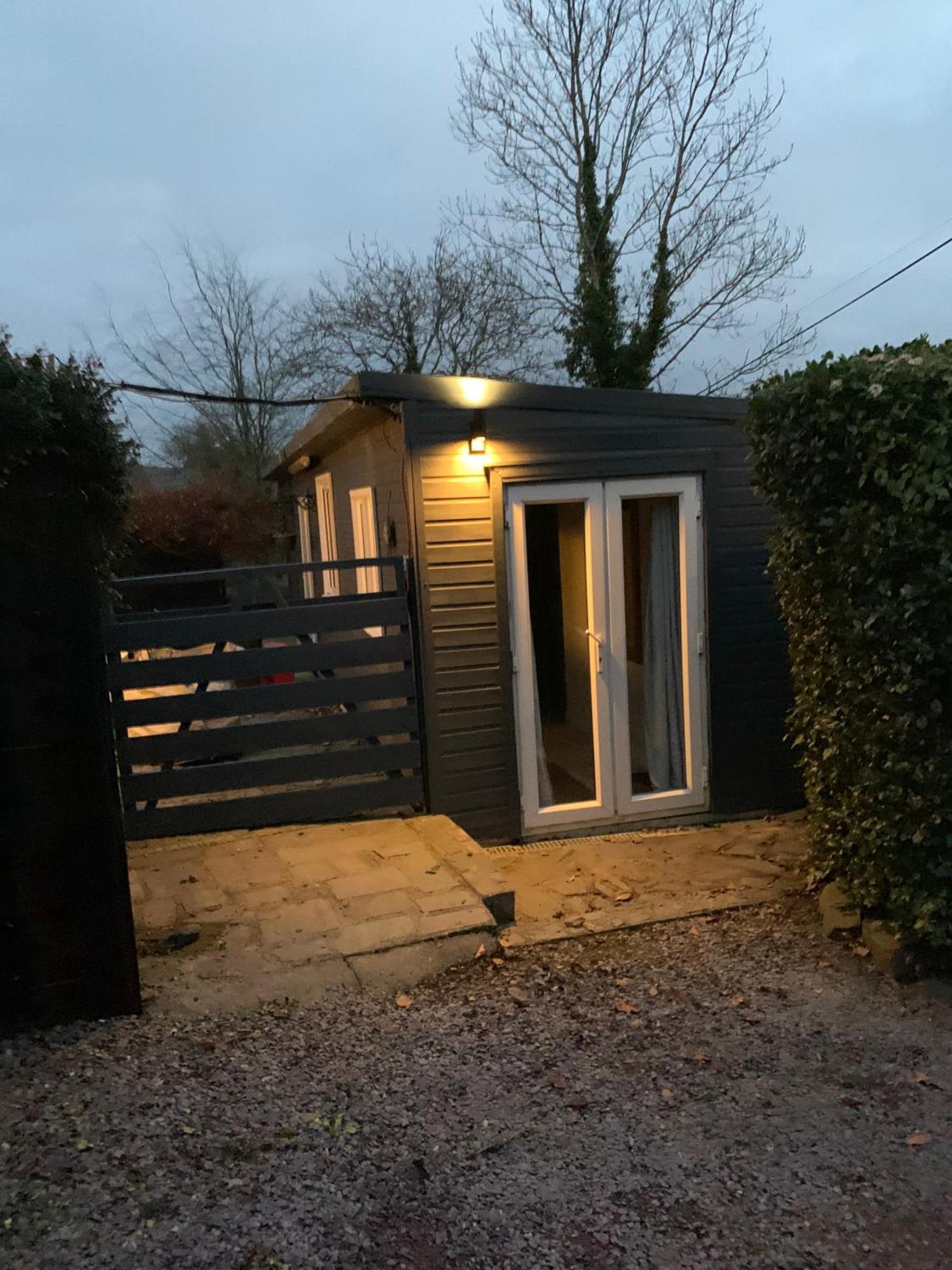 Stunning 2-Bed Cabin In Nantglyn Denbigh Extérieur photo